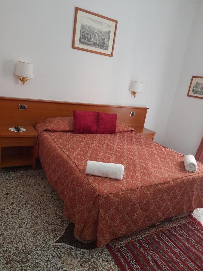 Incantoromano Guest House Exterior foto